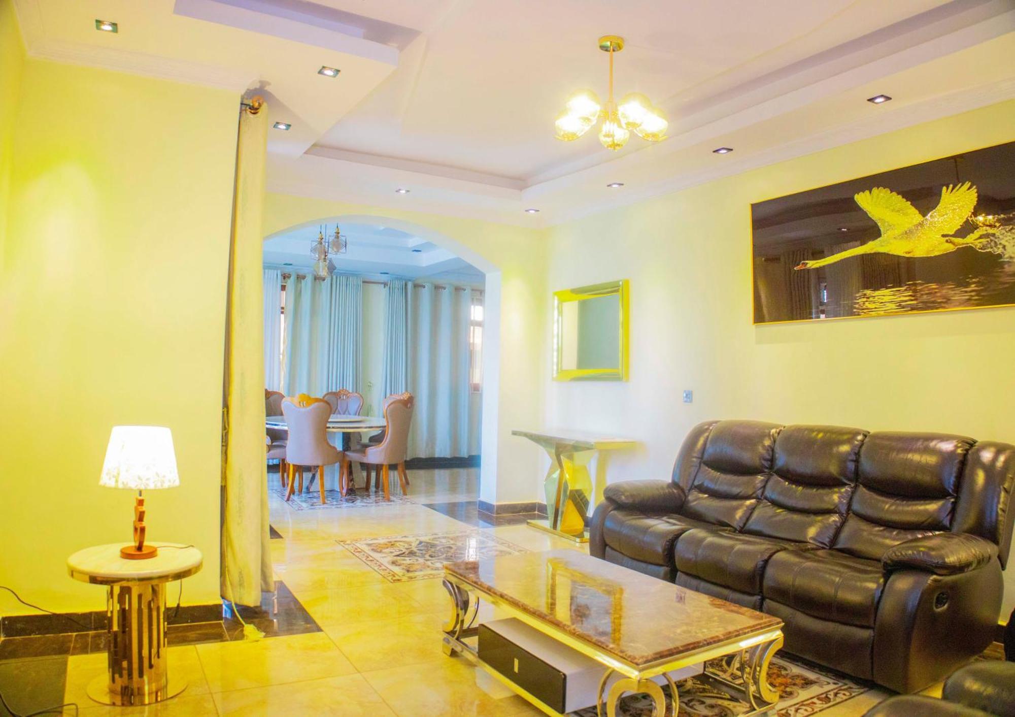 The Vibrant Lodge Gacuriro Kigali Buitenkant foto