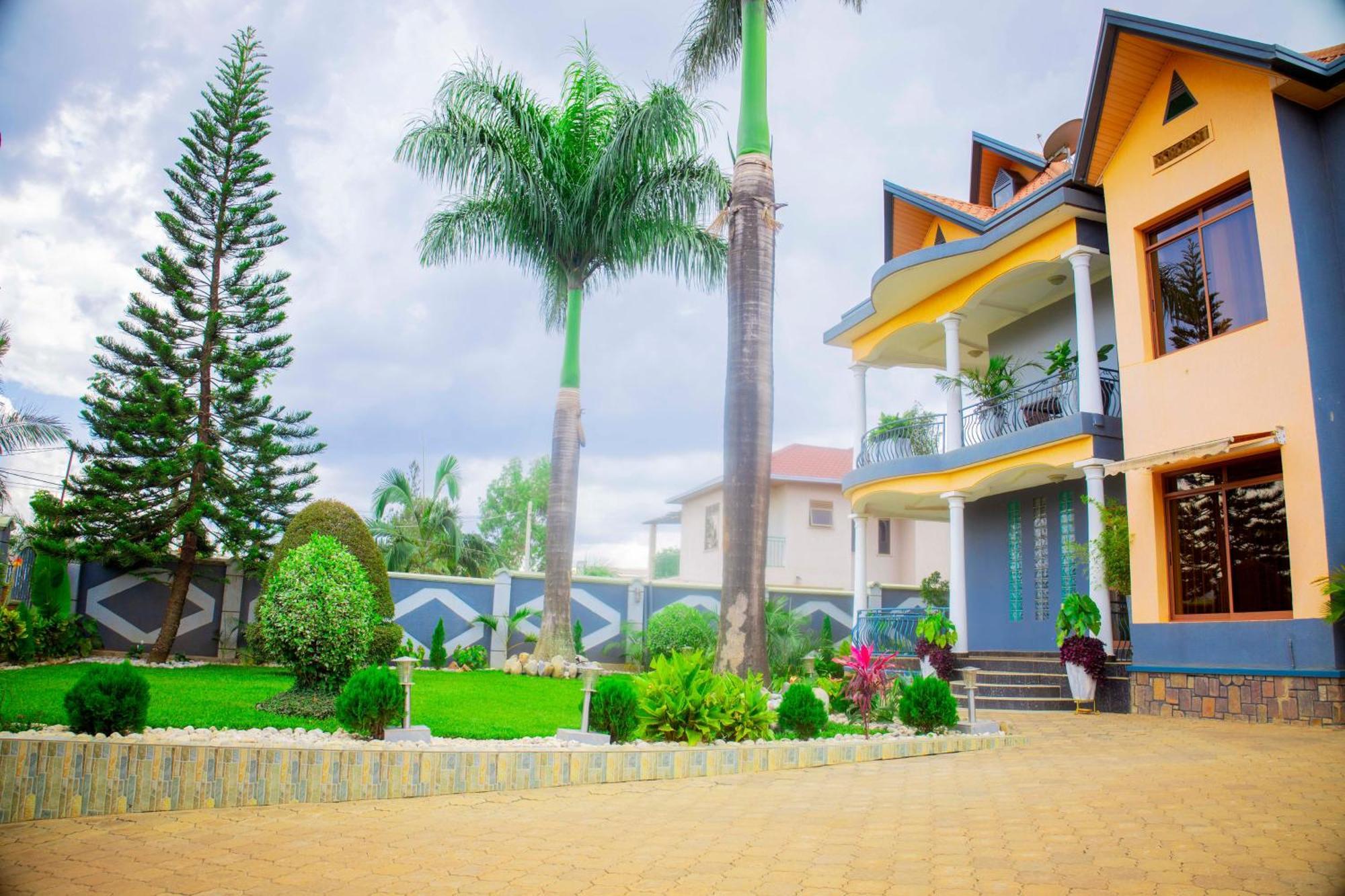 The Vibrant Lodge Gacuriro Kigali Buitenkant foto